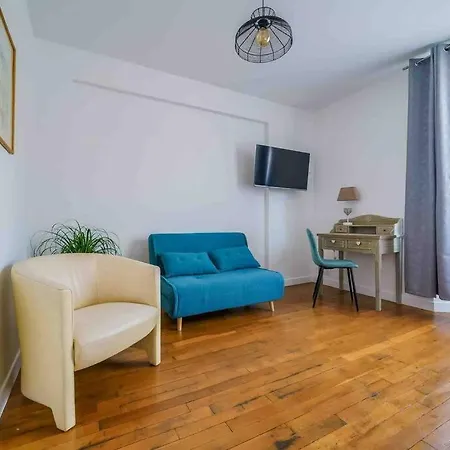 Apartman Leo De La Tranchee Tours